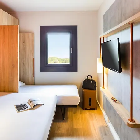 Ibis Budget Geneve Genis Pouilly Hotel 2*
