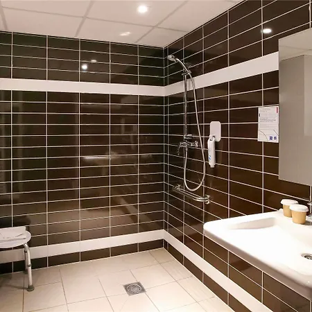 Ibis Budget Geneve Genis Pouilly فندق