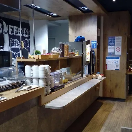 Ibis Budget Geneve Genis Pouilly فندق سان-جيني-بويي، أين