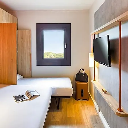 Ibis Budget Geneve Genis Pouilly 酒店 2*